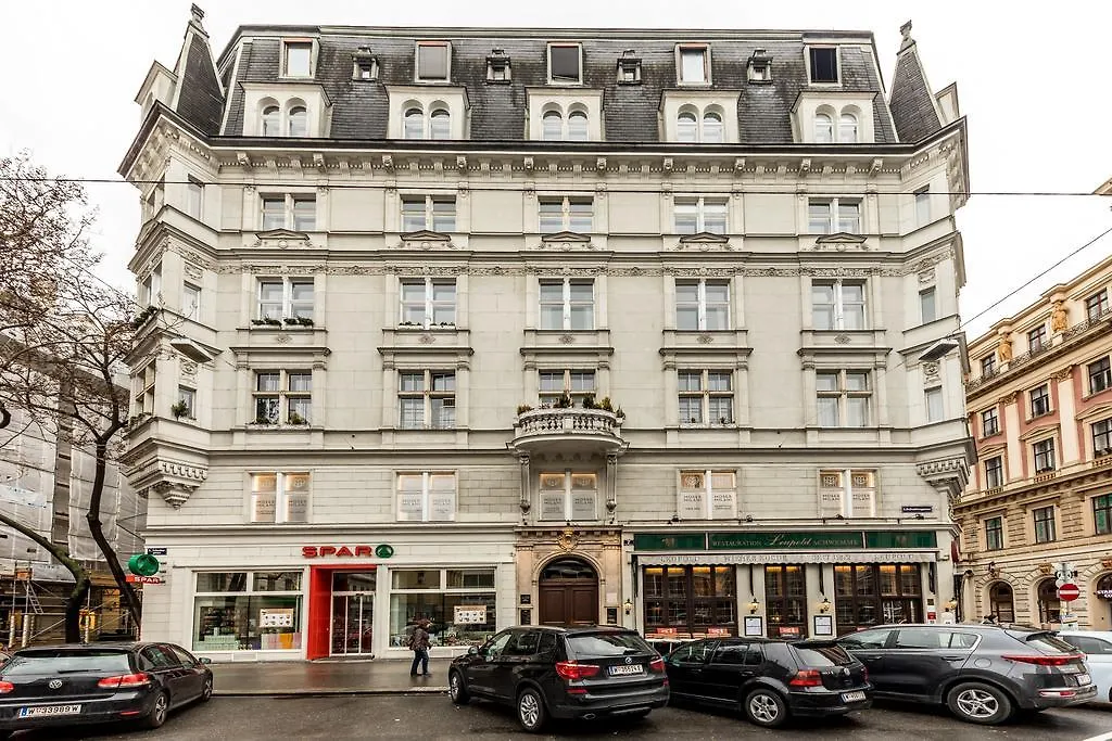 Modernes Penthouse Mit Terrasse - Mitten Im Zentrum Viena