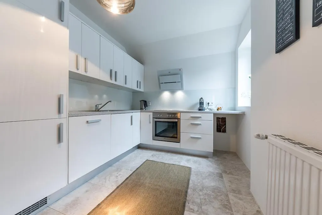 Apartamento Modernes Penthouse Mit Terrasse - Mitten Im Zentrum Viena Austria