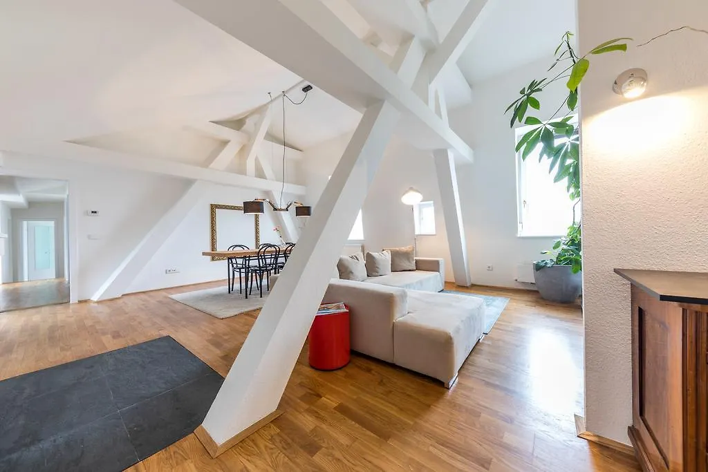 Modernes Penthouse Mit Terrasse - Mitten Im Zentrum Viena Apartamento